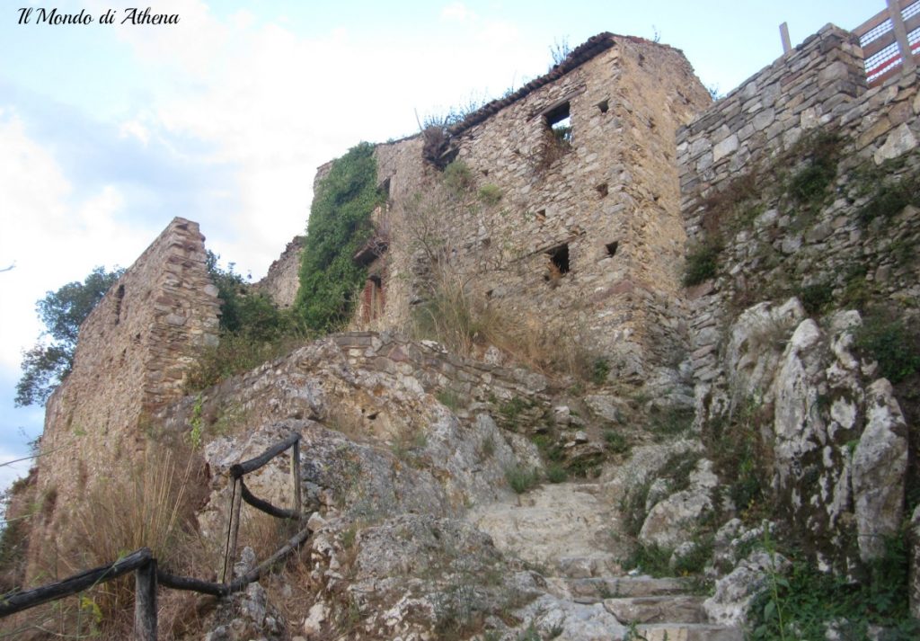 castello borgo medievale san severino centola