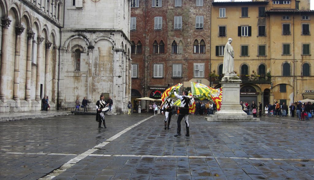 lucca in un weekend cosa vedere in centro storico