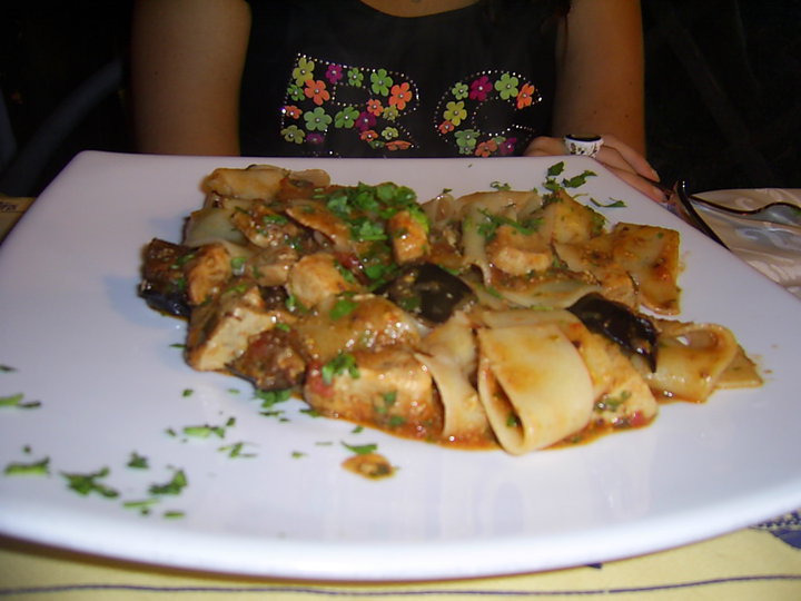 Cosa mangiare a Palermo: pesce spada e melenzane