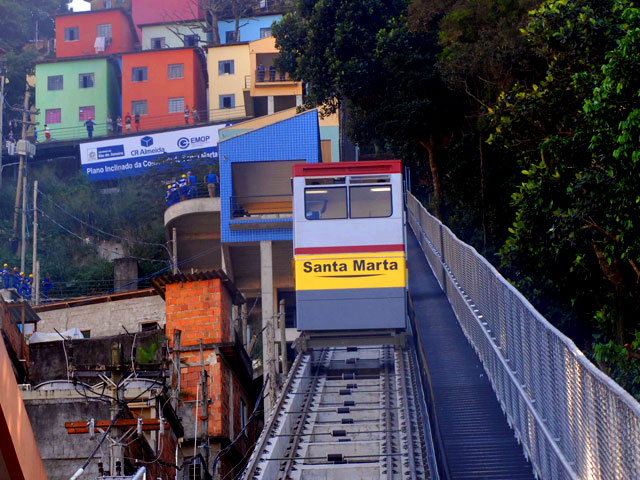 rio de janeiro: visitare la favela di santa marta