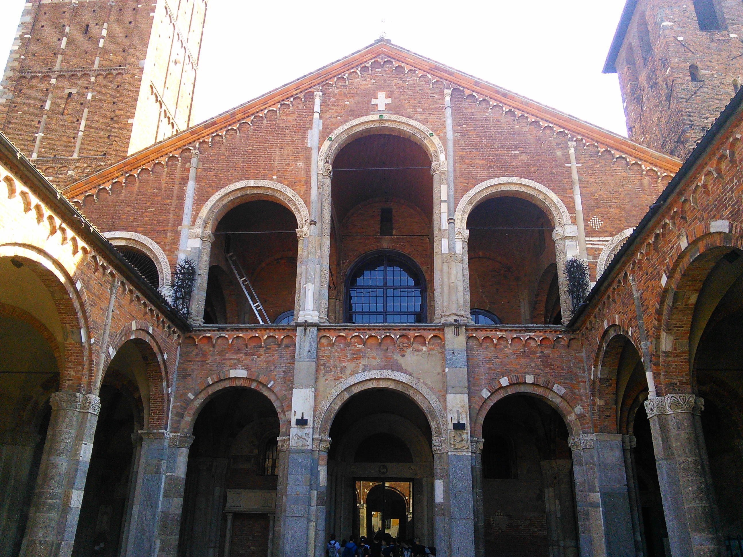milano, weekend: basilica di sant'ambrogio
